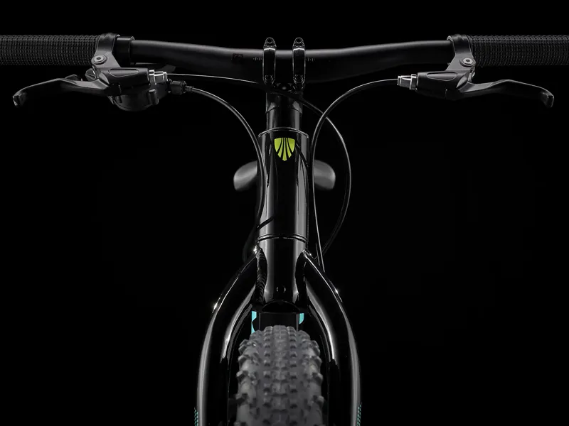 TREK Roscoe 24 Kids Mountain Bike in Black-2